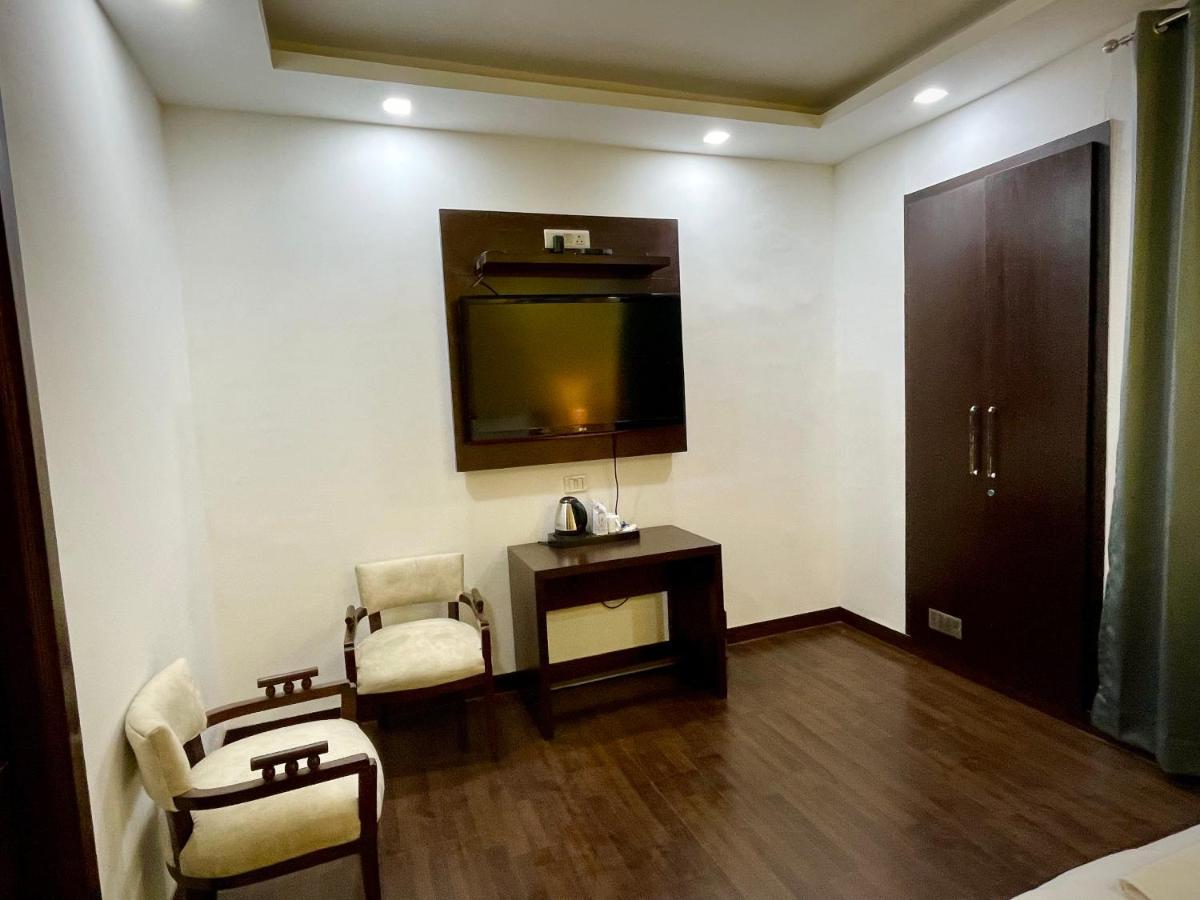 Lime Boutique B&B Gk-1 At Kailash Colony Metro , Greater Kailash Near Eros Hotel Nehru Place New Delhi Buitenkant foto