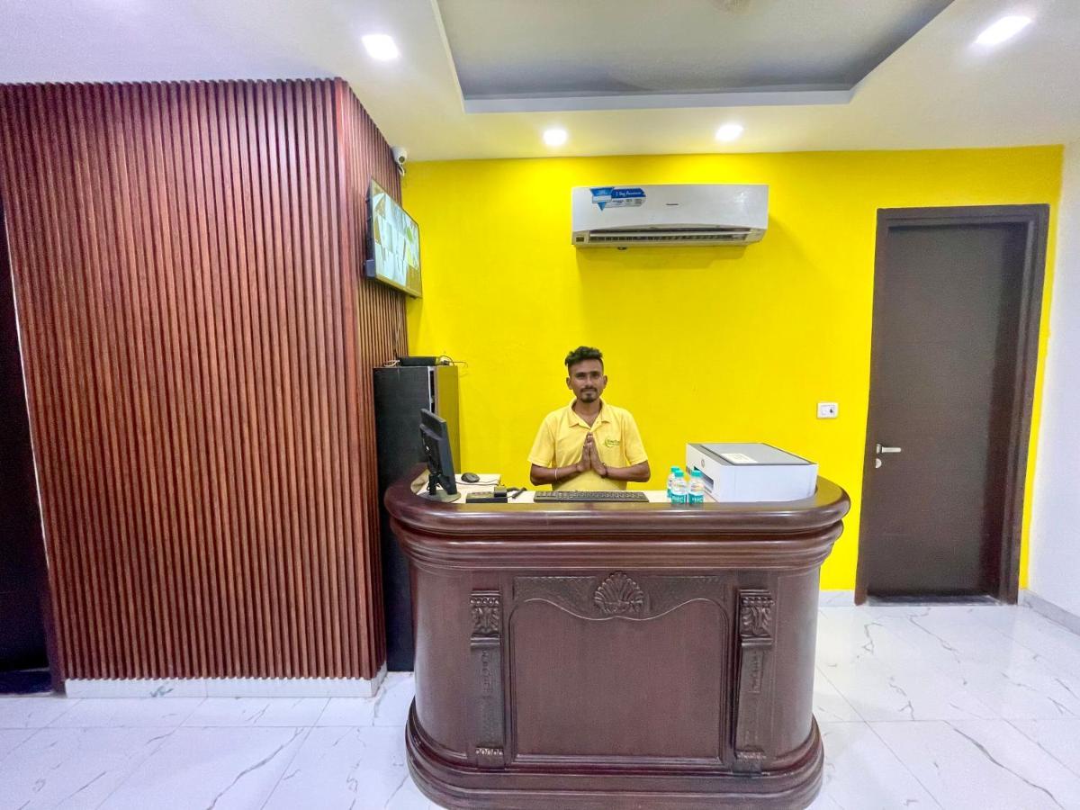 Lime Boutique B&B Gk-1 At Kailash Colony Metro , Greater Kailash Near Eros Hotel Nehru Place New Delhi Buitenkant foto